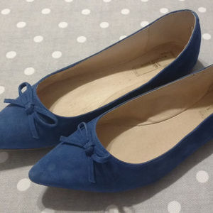 MIA Limited Edition cobalt blue suede flats size 9